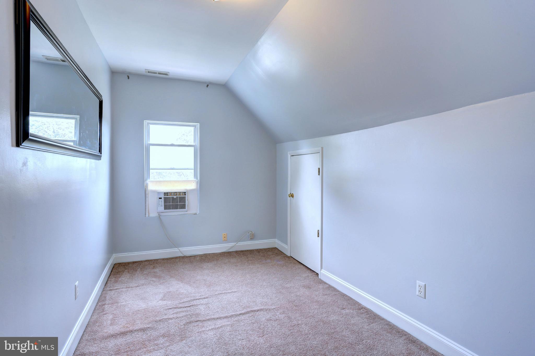 HOWARD PARK - Residential
