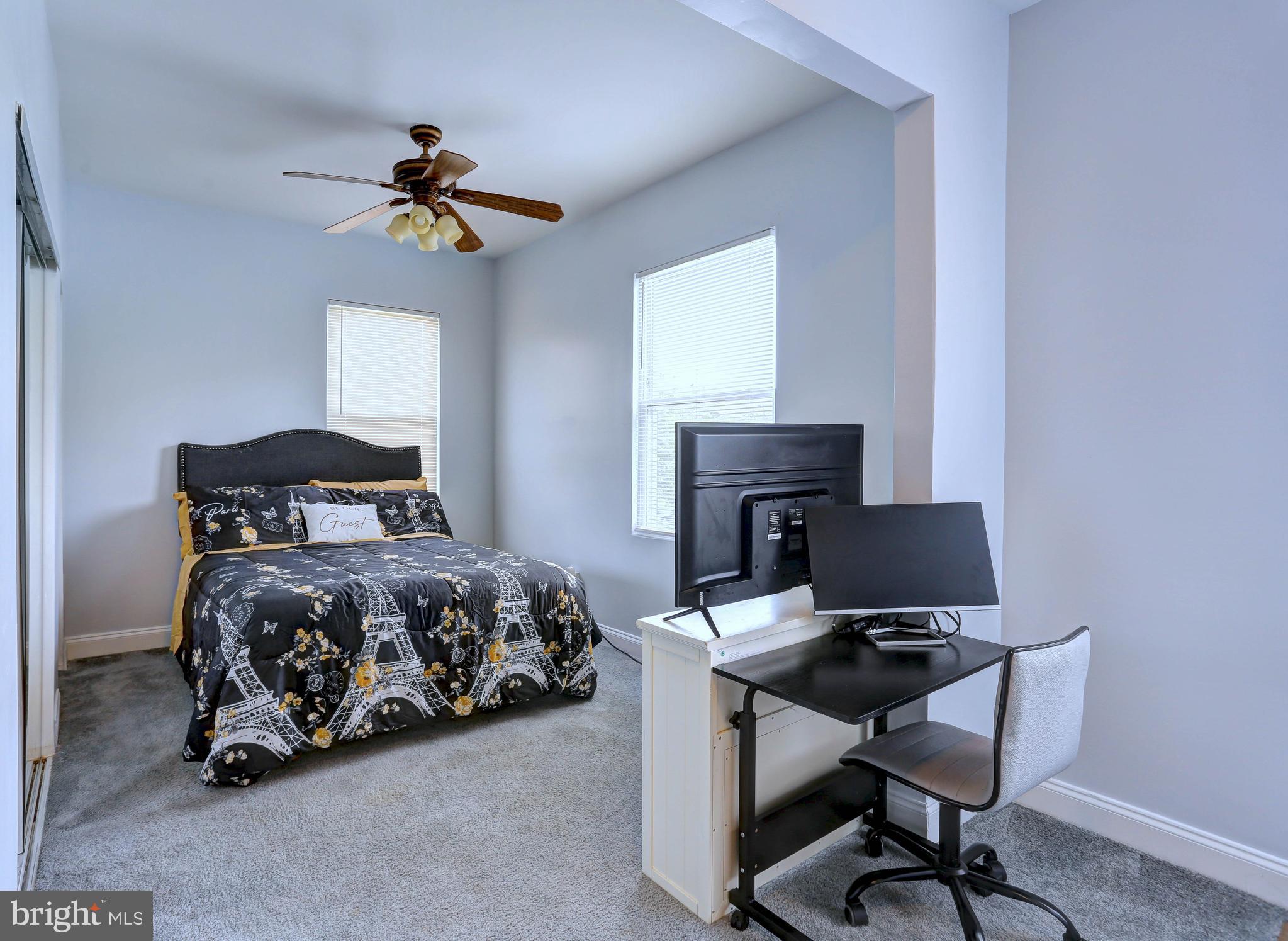 HOWARD PARK - Residential