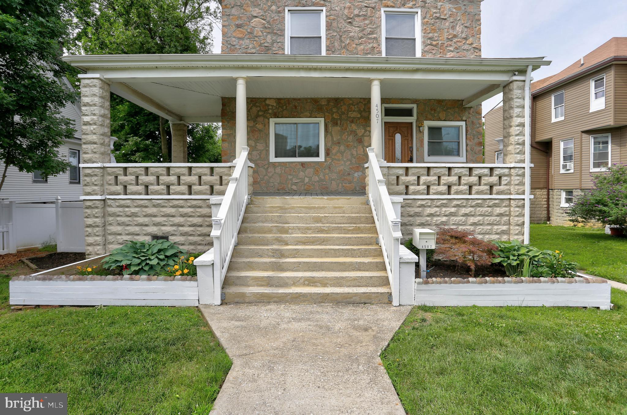 HOWARD PARK - Residential