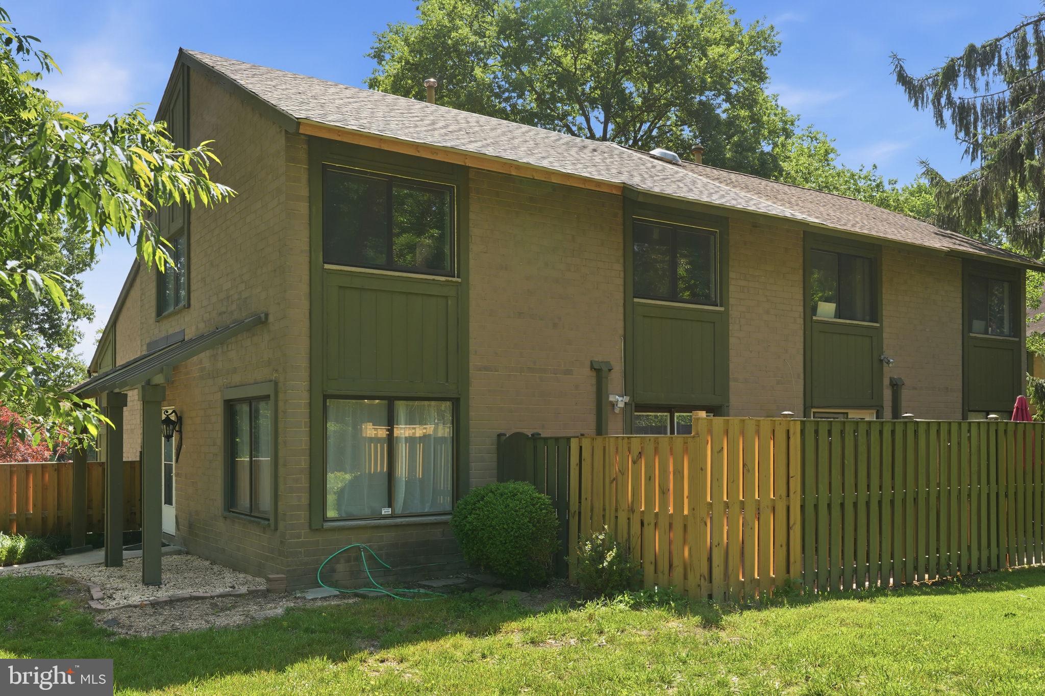 VILLAGE OF OAKLAND MILLS - Residential