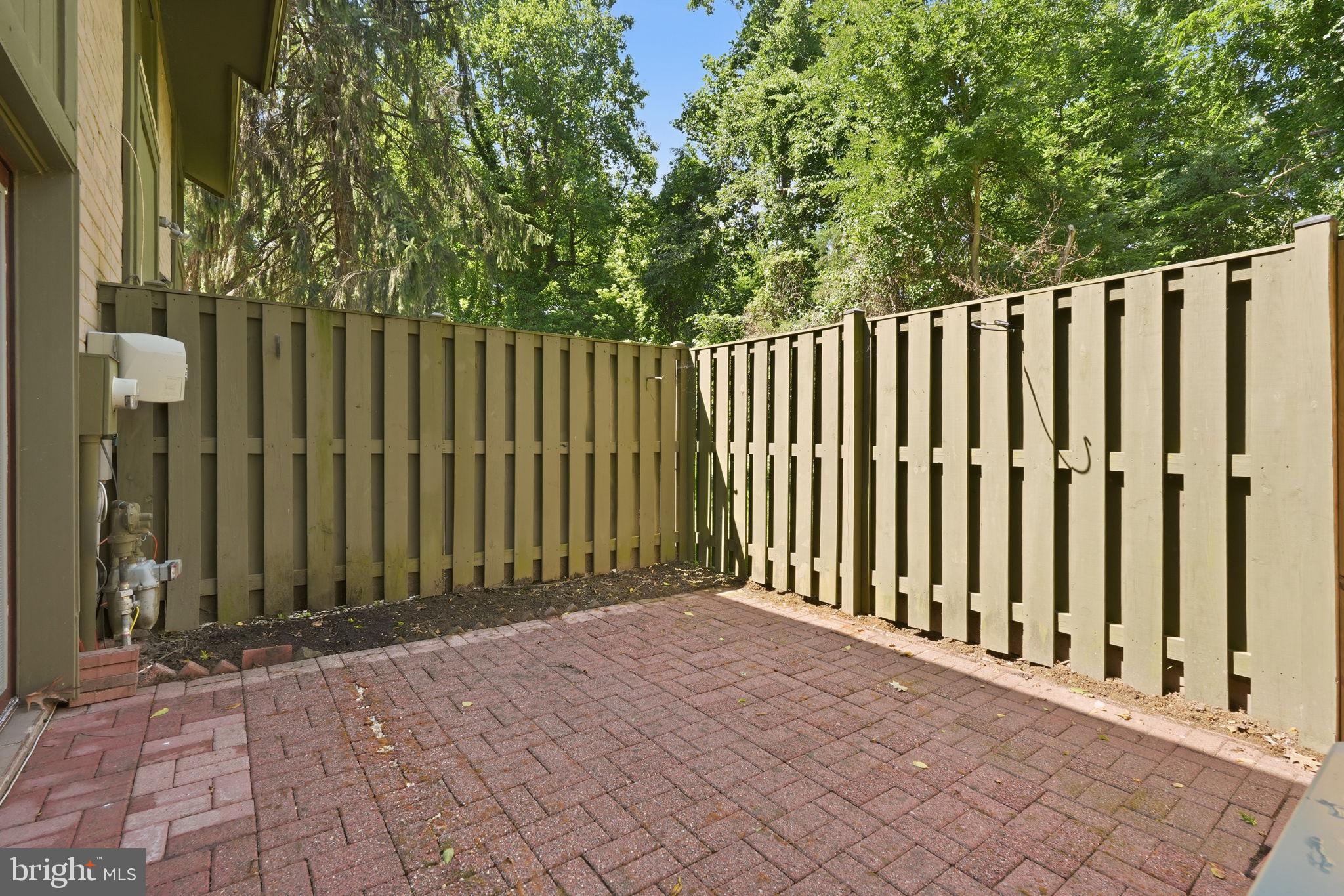 VILLAGE OF OAKLAND MILLS - Residential