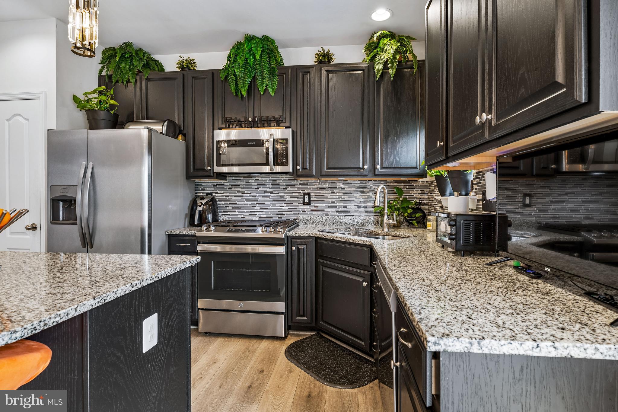 CHARLESTOWN CROSSING - Residential