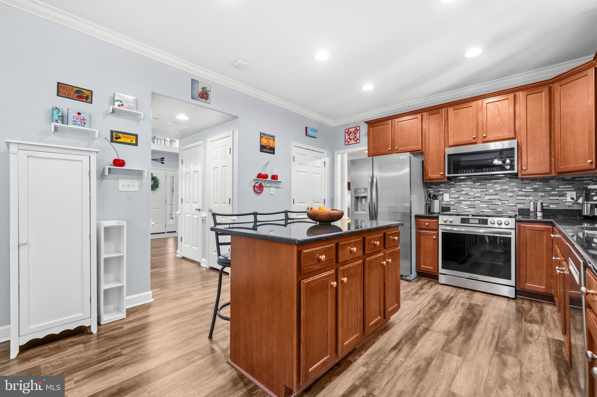 POPLAR HILLS - Residential