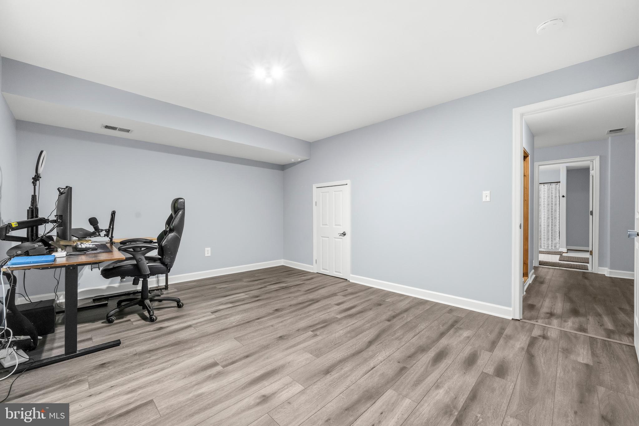 POPLAR HILLS - Residential