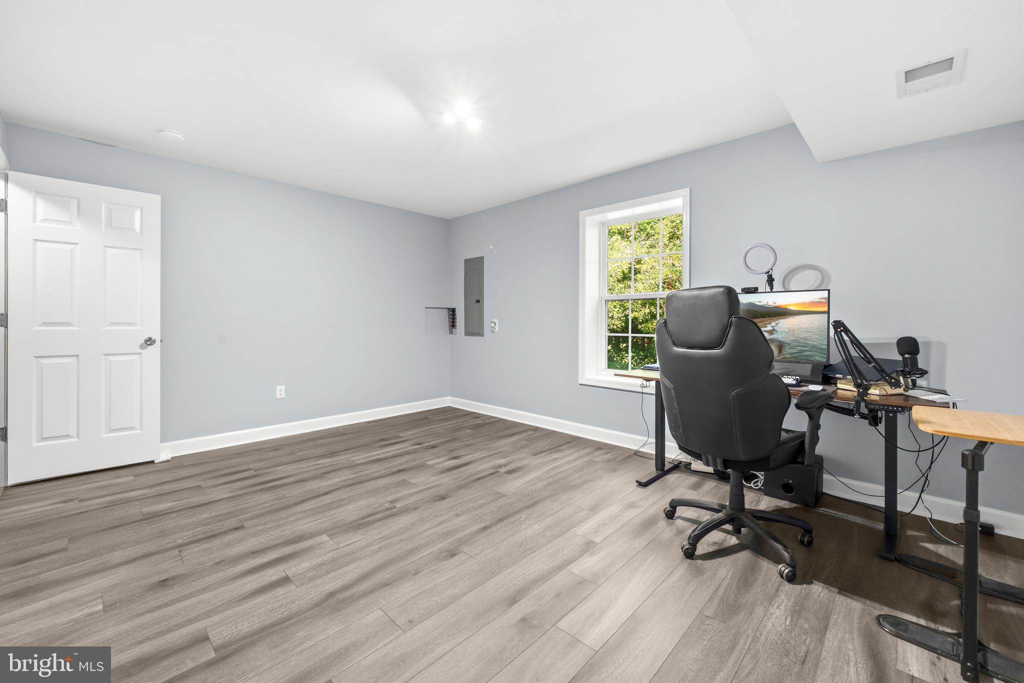 POPLAR HILLS - Residential