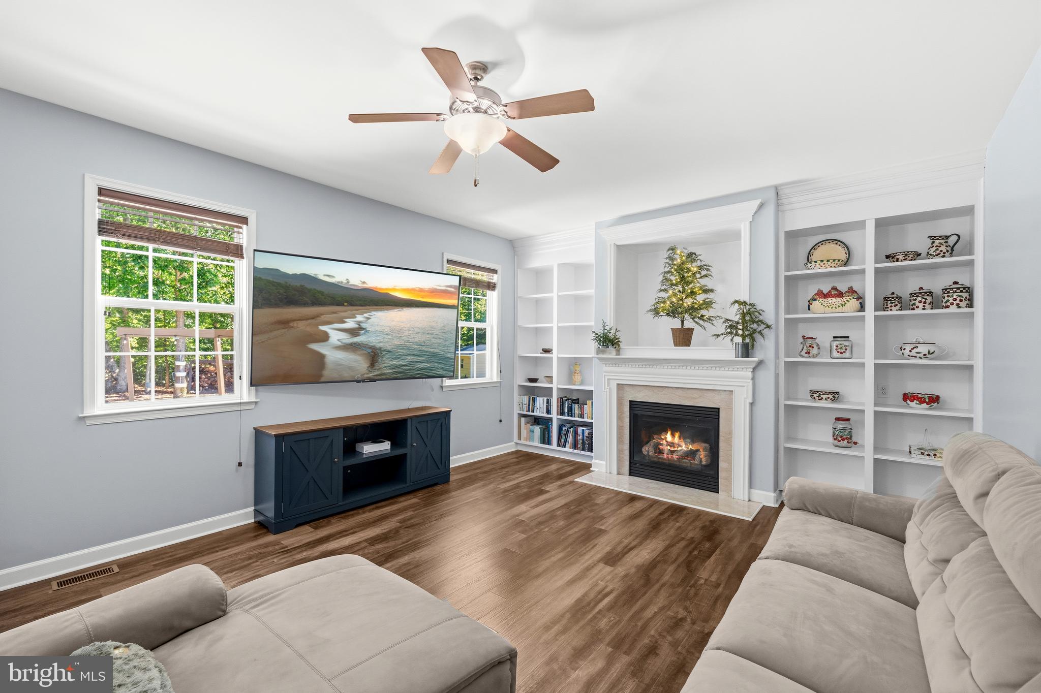 POPLAR HILLS - Residential
