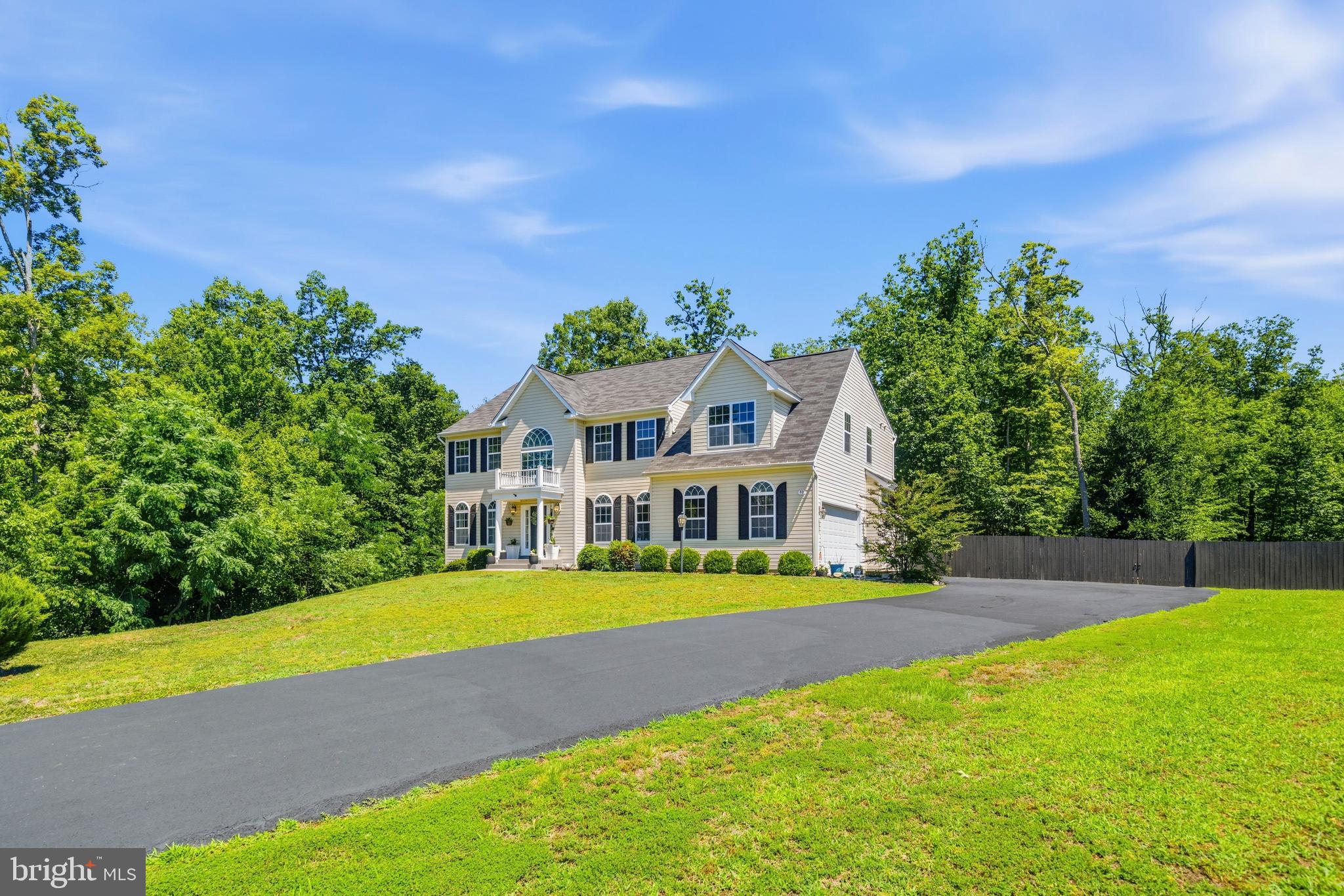 POPLAR HILLS - Residential