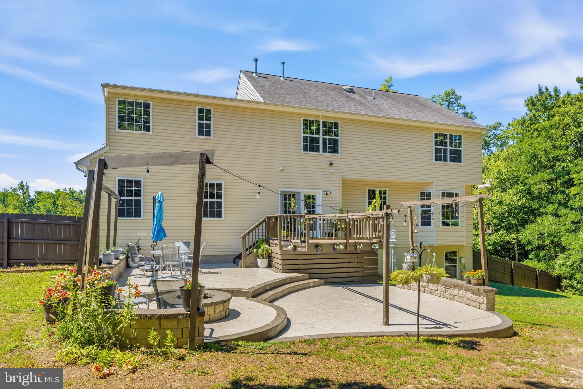 POPLAR HILLS - Residential
