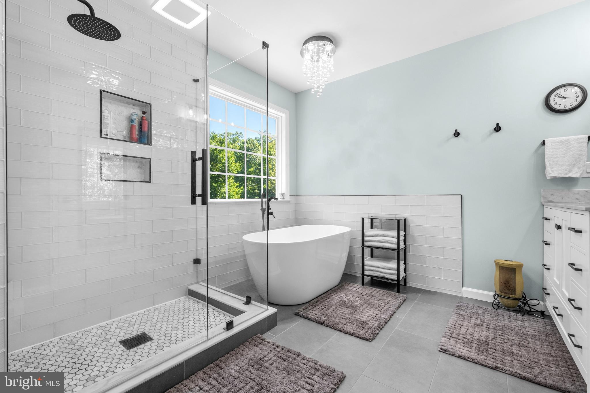 POPLAR HILLS - Residential