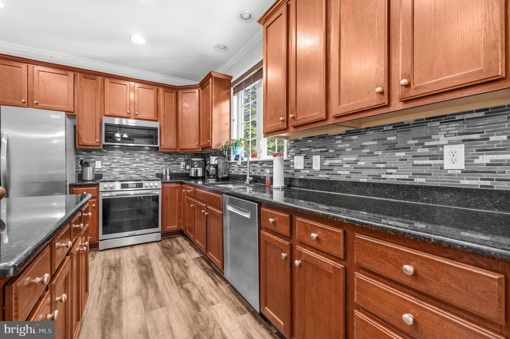 POPLAR HILLS - Residential