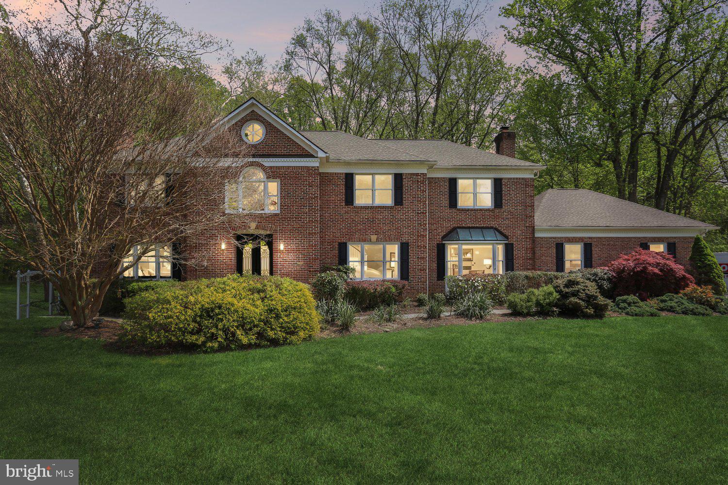RIVERS EDGE - Residential
