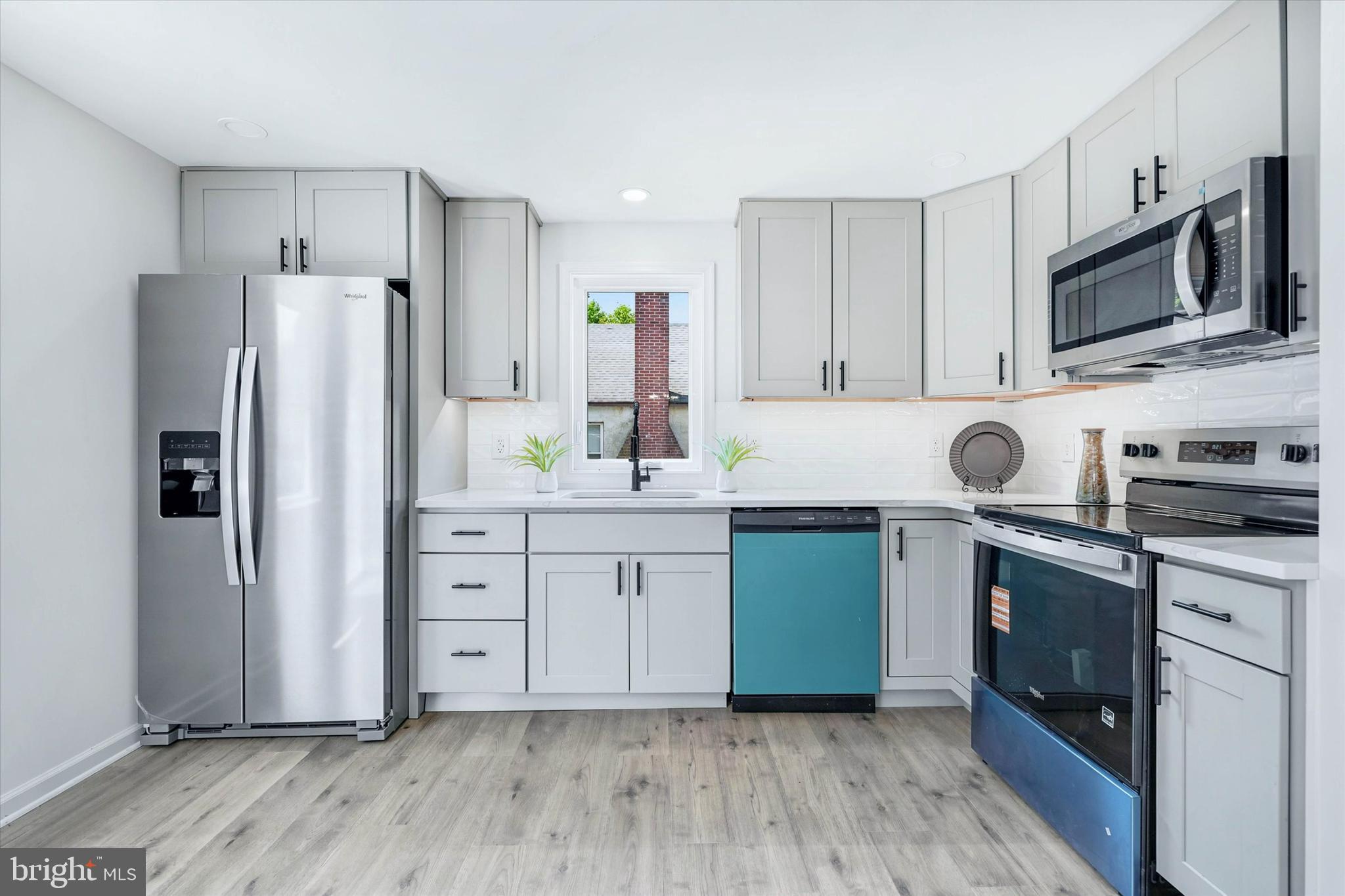 HACKS POINT - Residential