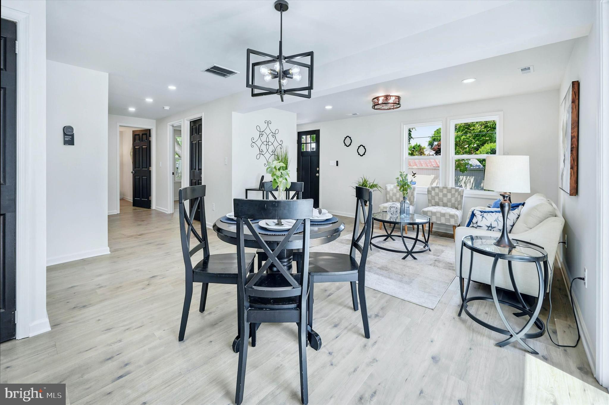 HACKS POINT - Residential