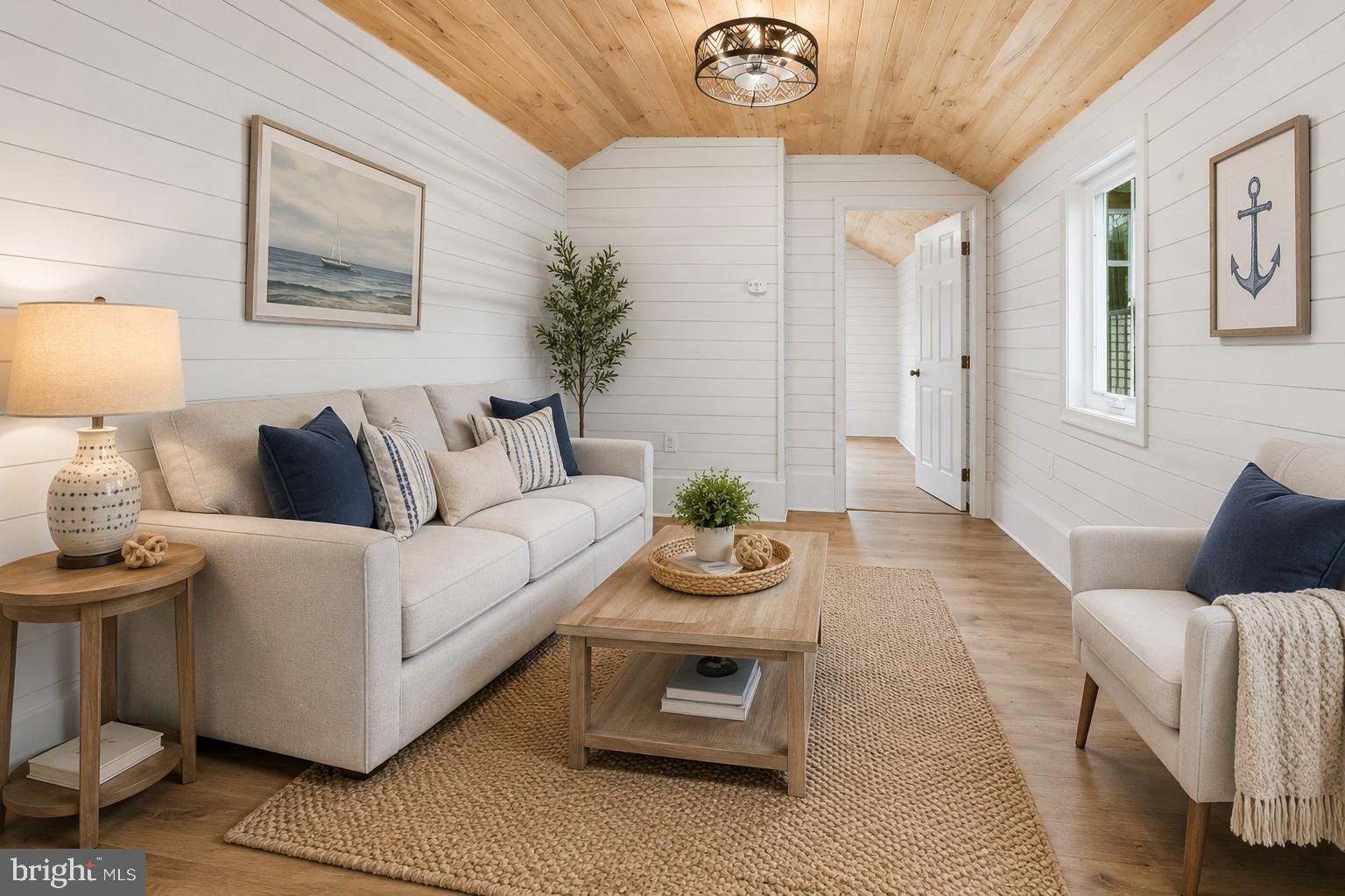 HACKS POINT - Residential