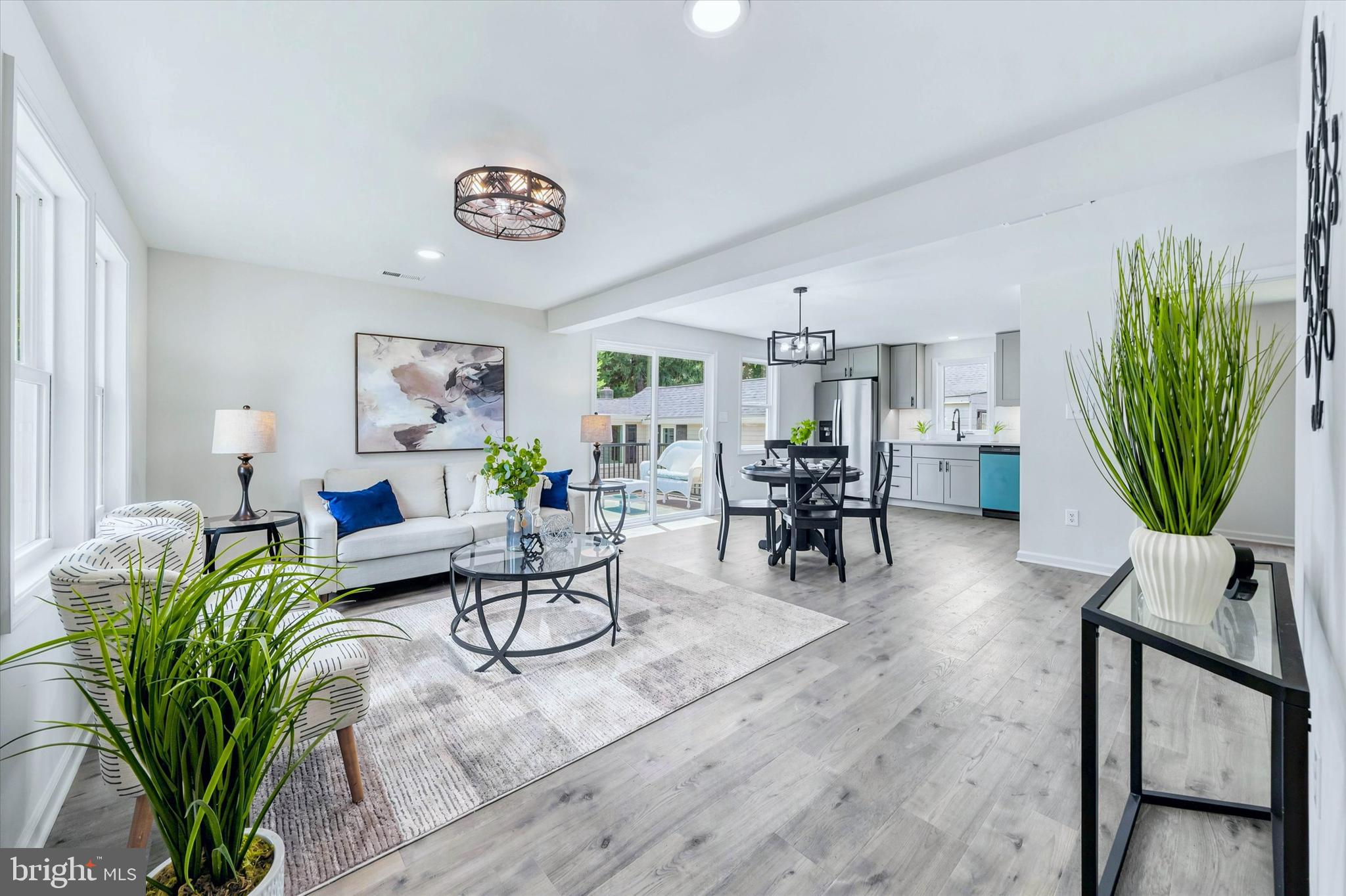 HACKS POINT - Residential