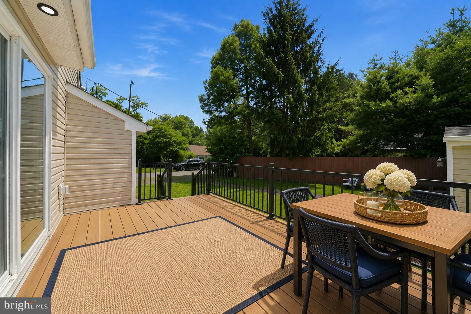 HACKS POINT - Residential