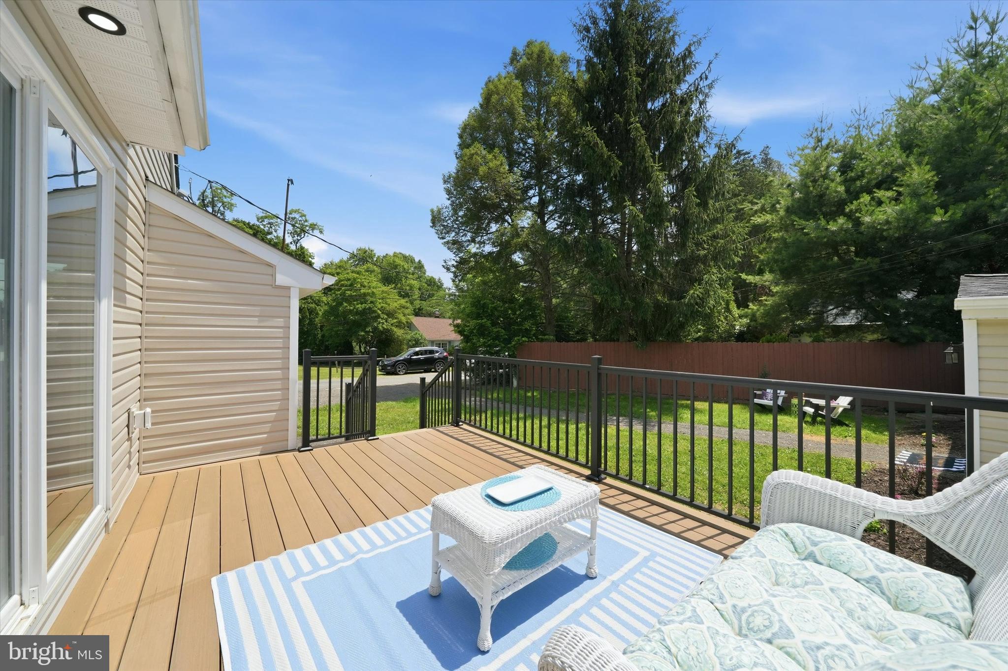 HACKS POINT - Residential