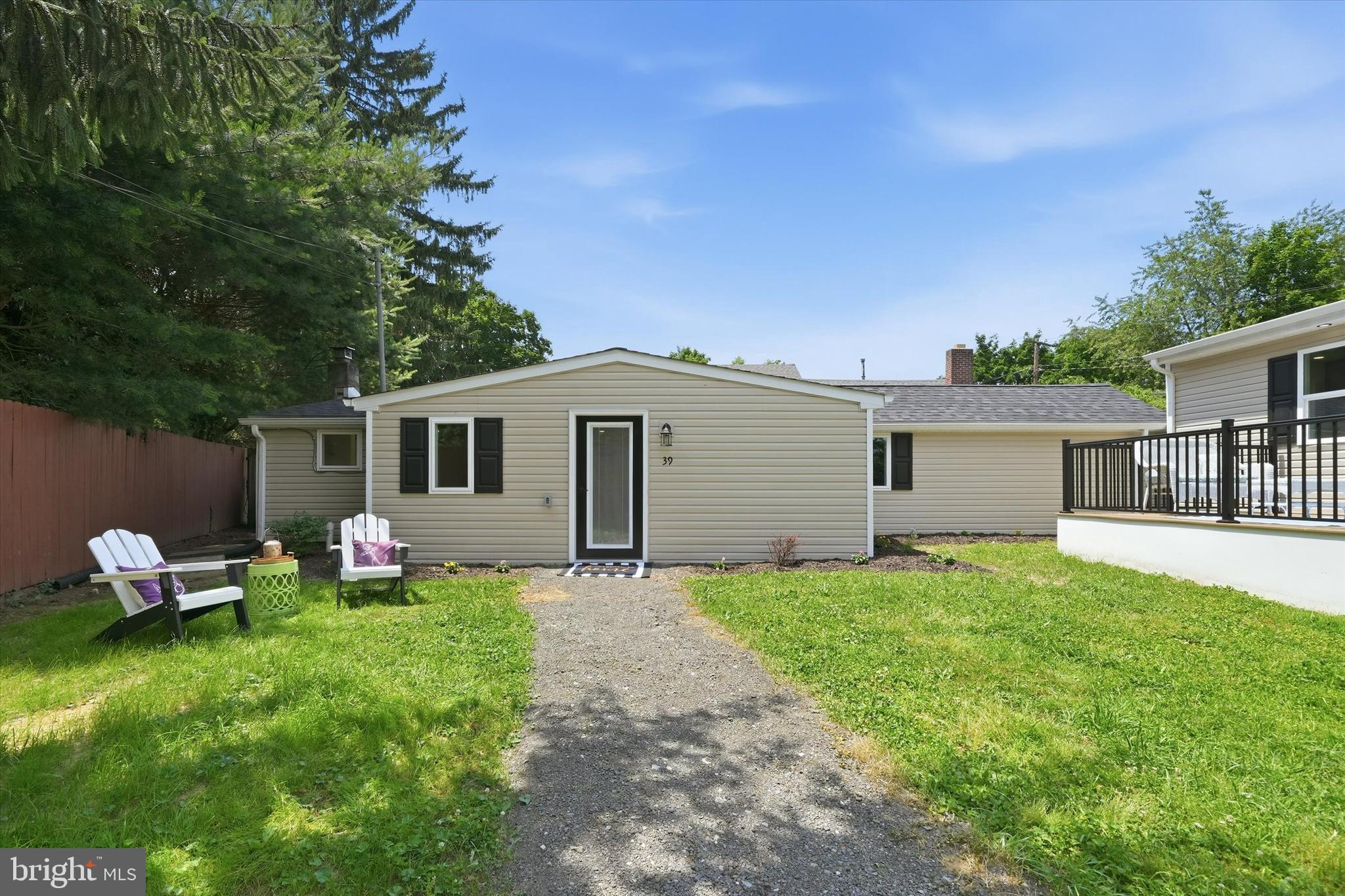 HACKS POINT - Residential