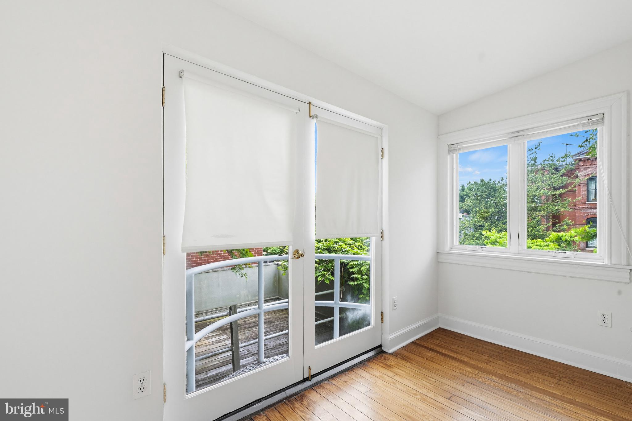 CAPITOL HILL - Residential