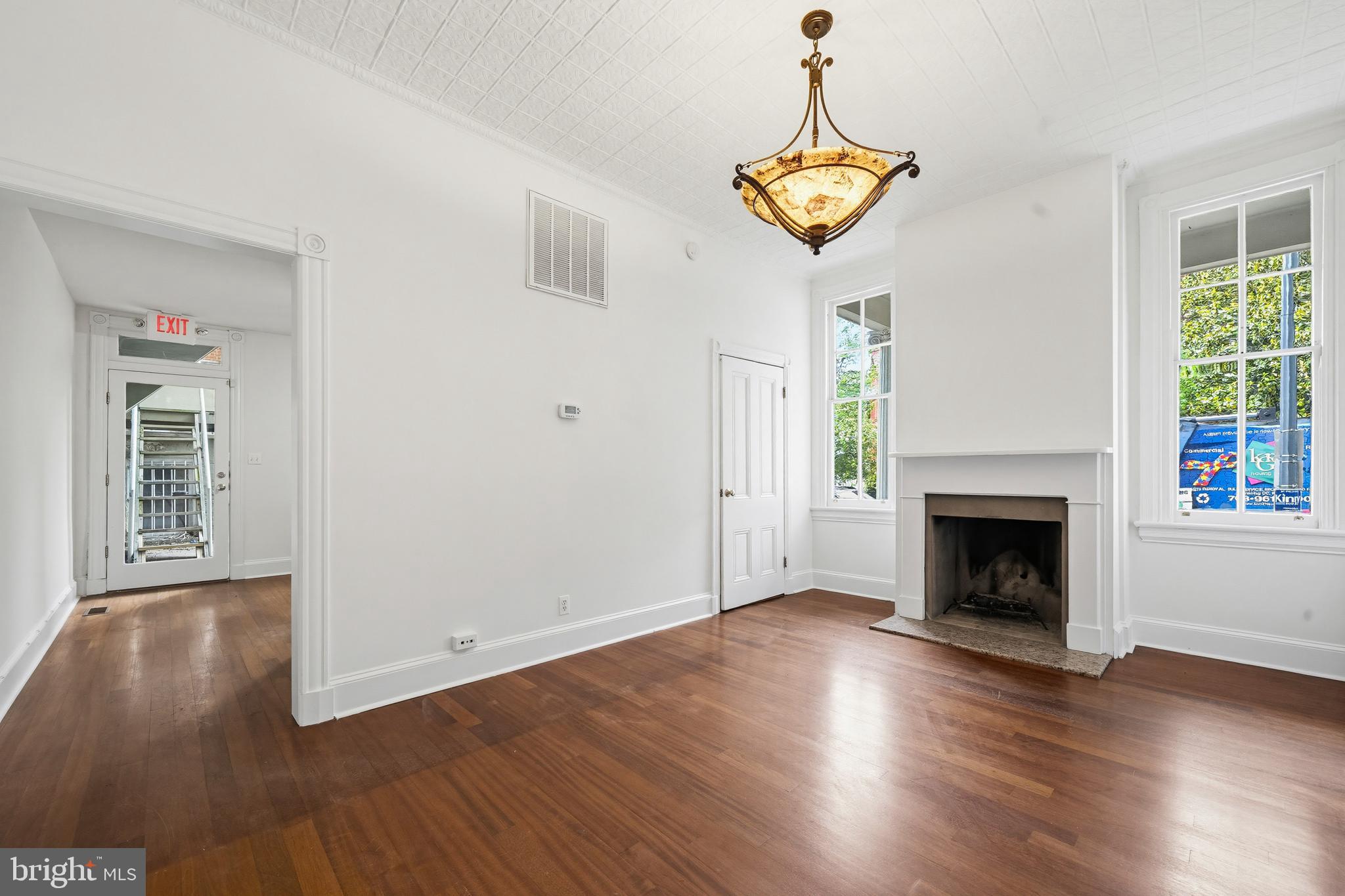 CAPITOL HILL - Residential