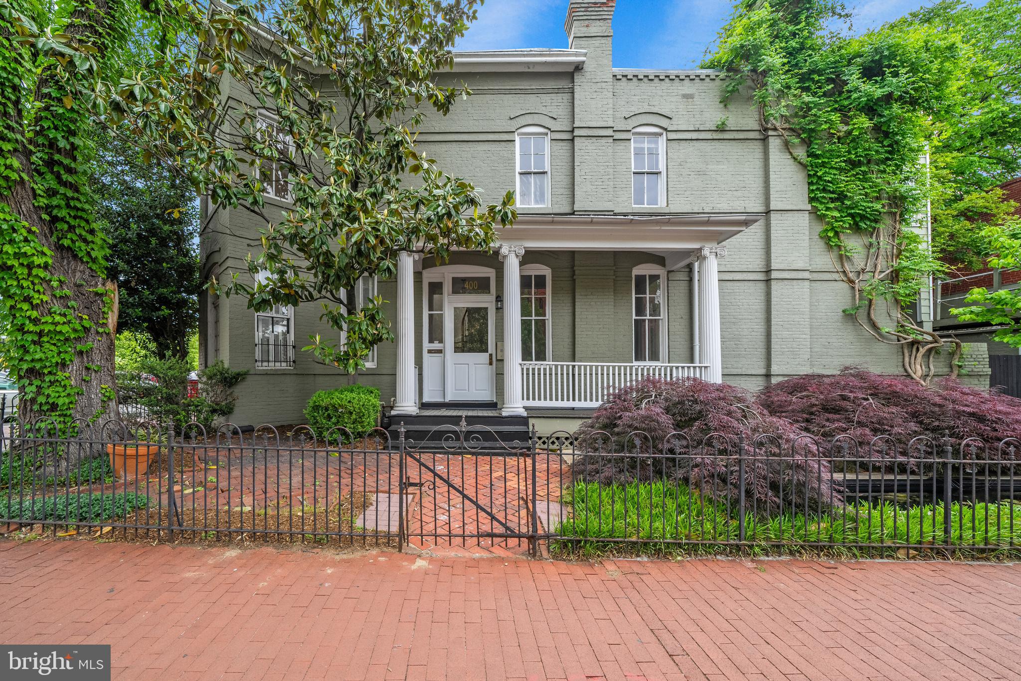 CAPITOL HILL - Residential
