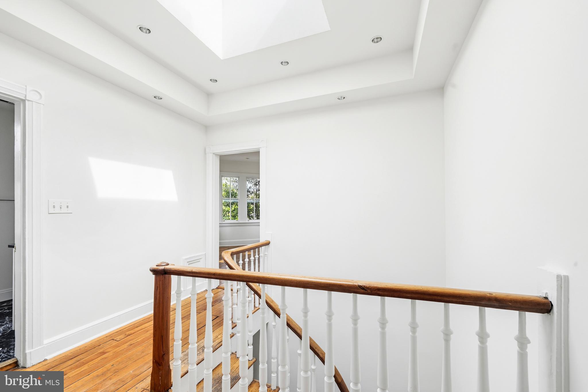 CAPITOL HILL - Residential