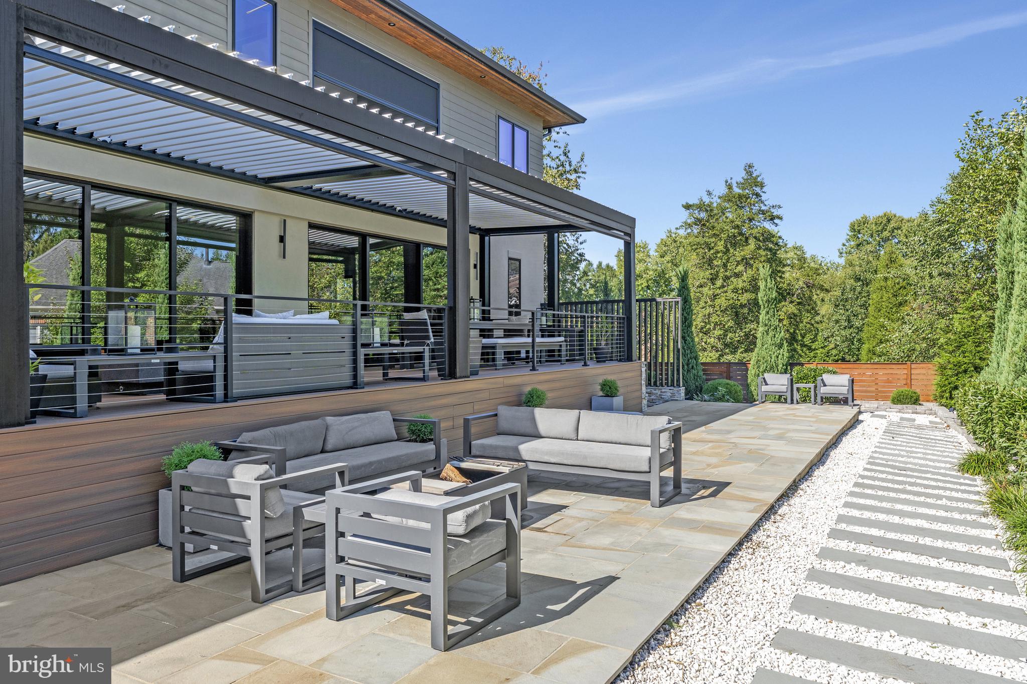 BROOKHAVEN - Residential