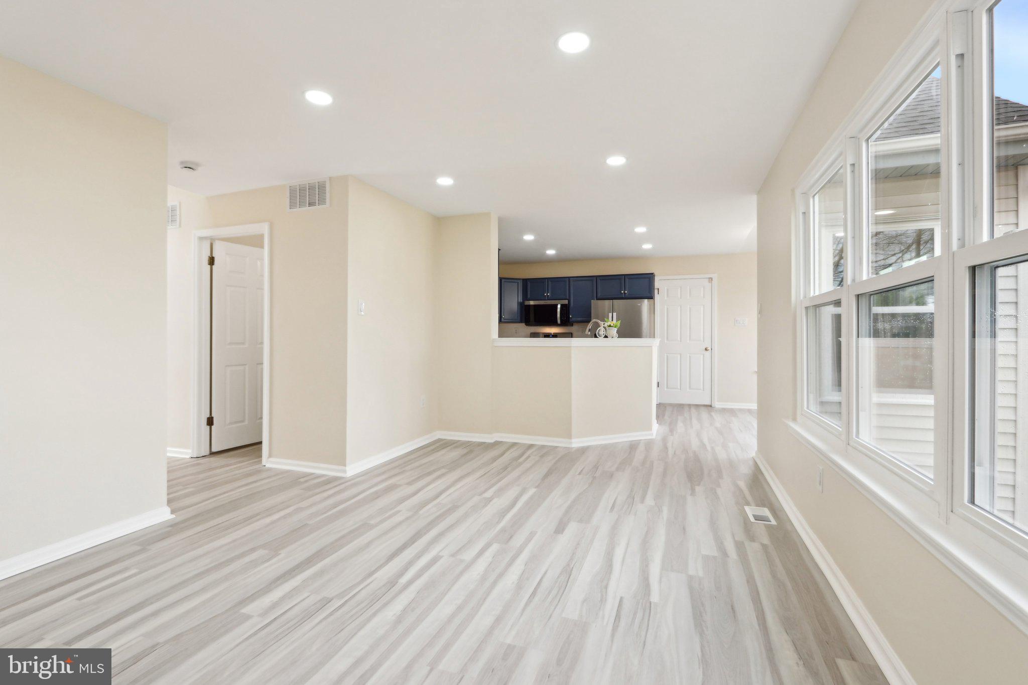 IDLEWOOD - Residential