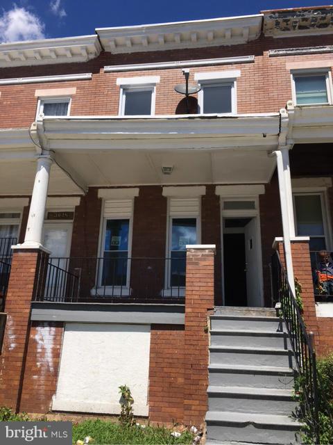 Great price on this renovated home.  Perfect for an Investor to add to their portfolio or for a first-time homebuyer.  3 large bedrooms.  New windows.  New carpet.  New paint.  Ceramic tile bathroom.  Relax on your big front porch.  This house is a must see!!!