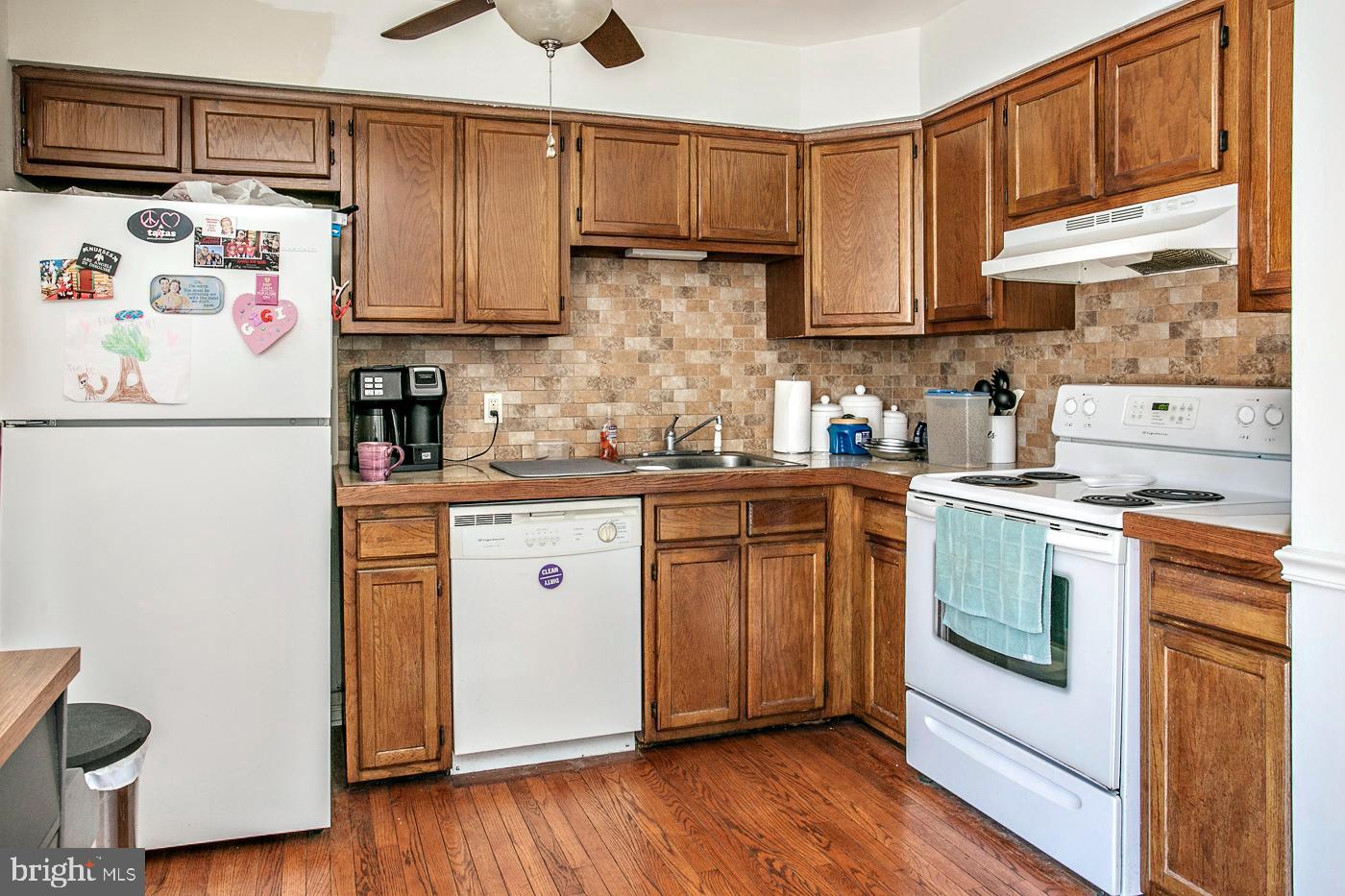 WALNUT RIDGE ESTS - Residential