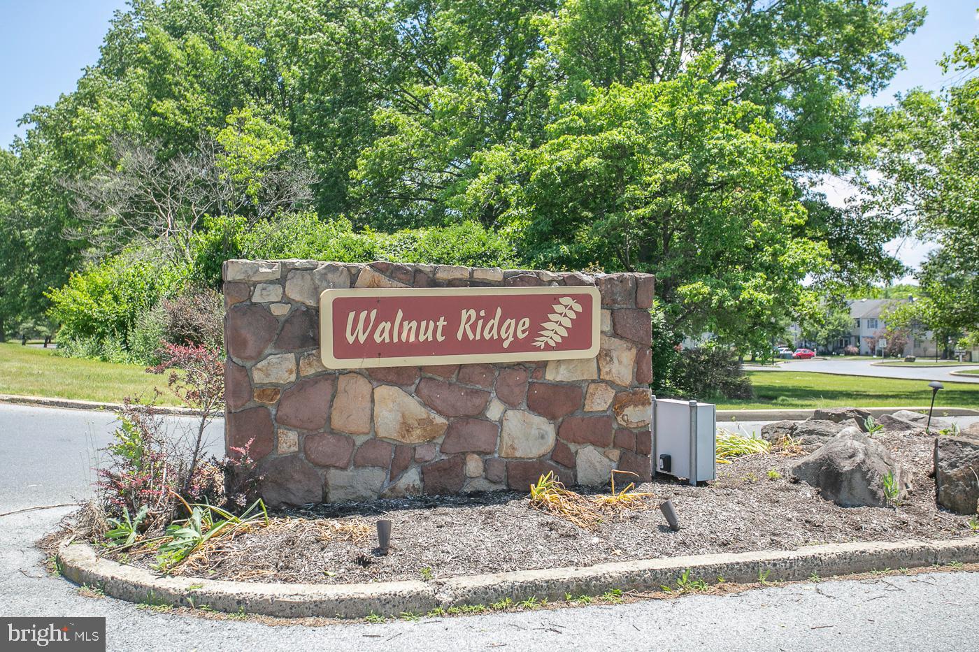 WALNUT RIDGE ESTS - Residential