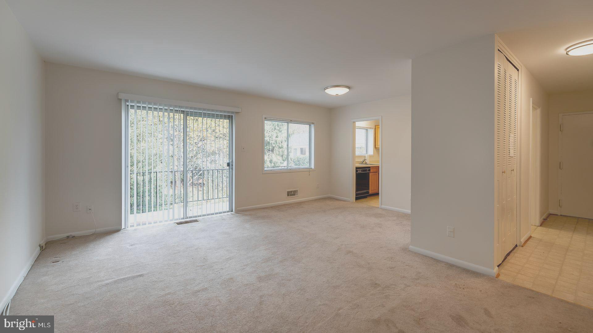 PARKSIDE CONDOMINIUMS - Residential Lease