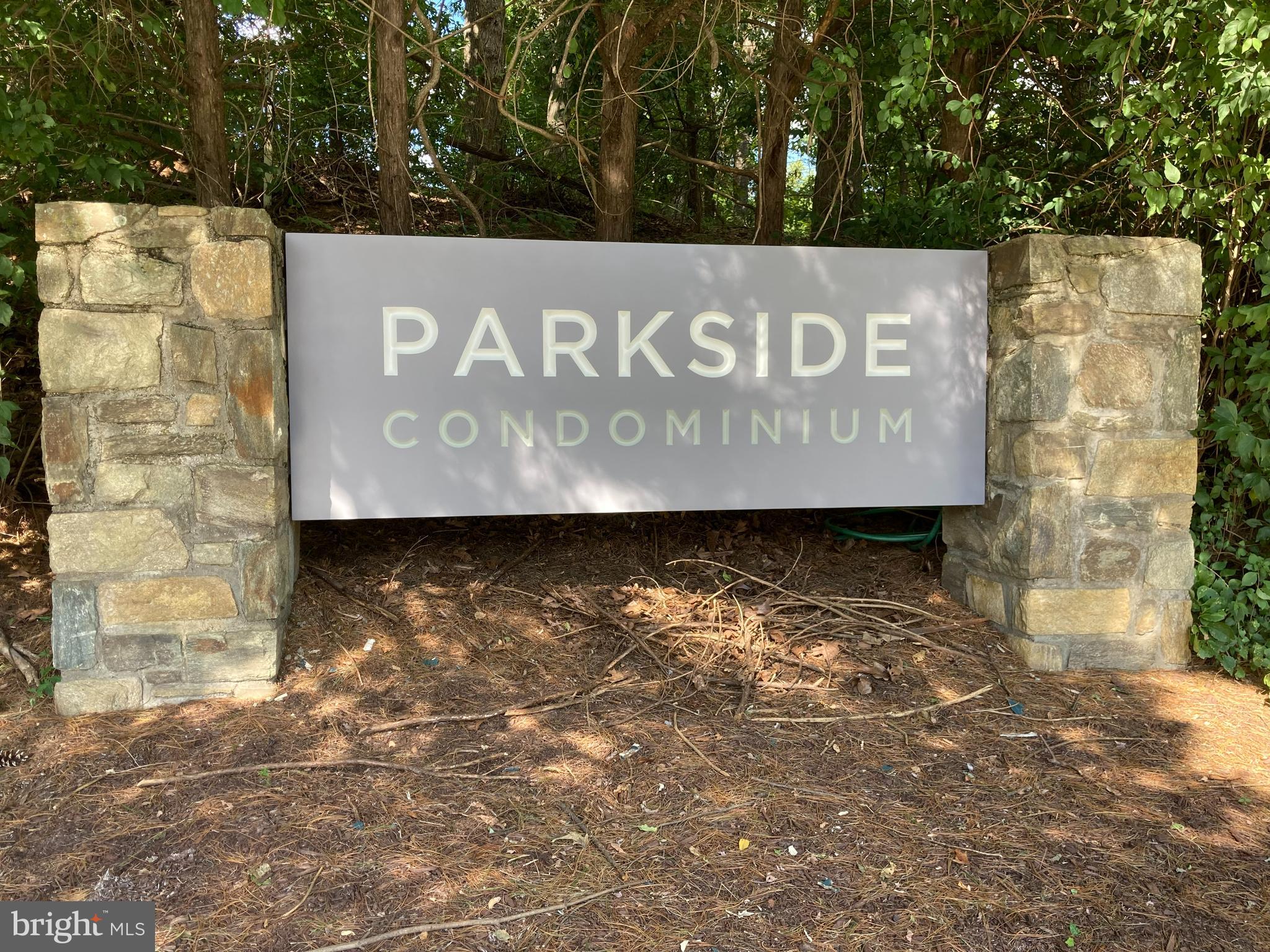 PARKSIDE CONDOMINIUMS - Residential Lease