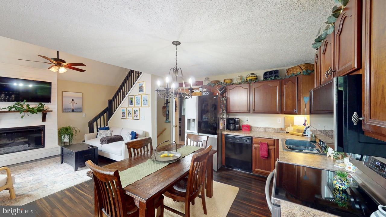 DOGWOOD - Residential