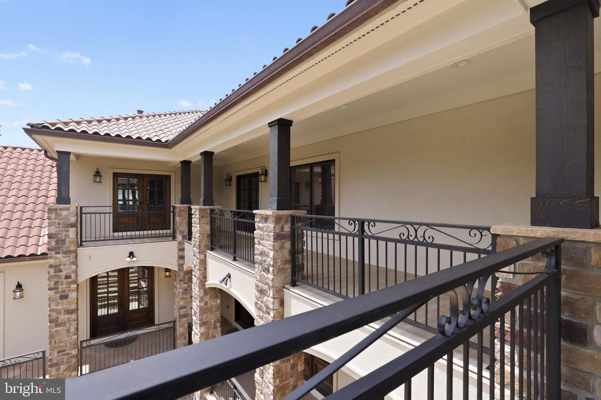 SANPINE SPRINGS - Residential