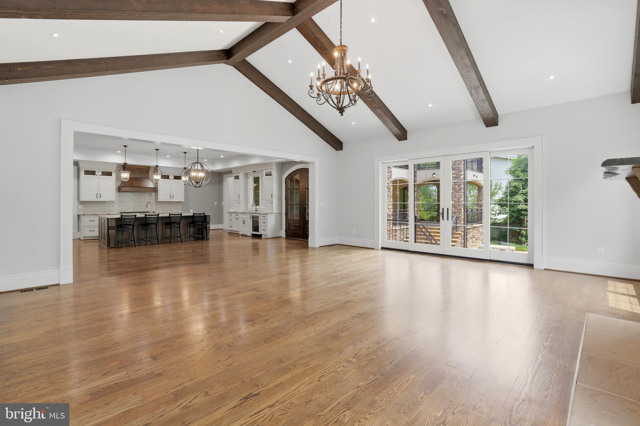 SANPINE SPRINGS - Residential