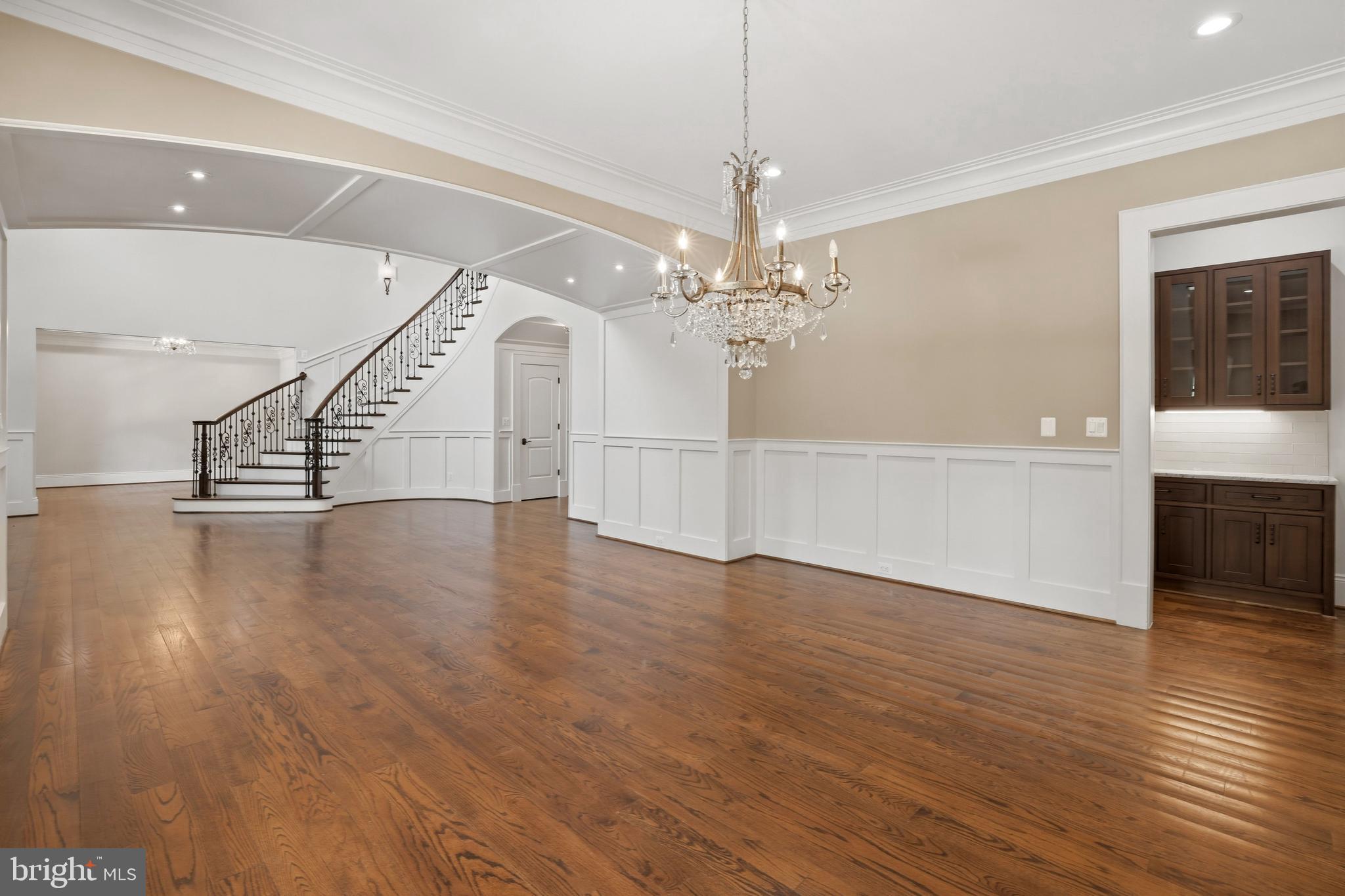 SANPINE SPRINGS - Residential