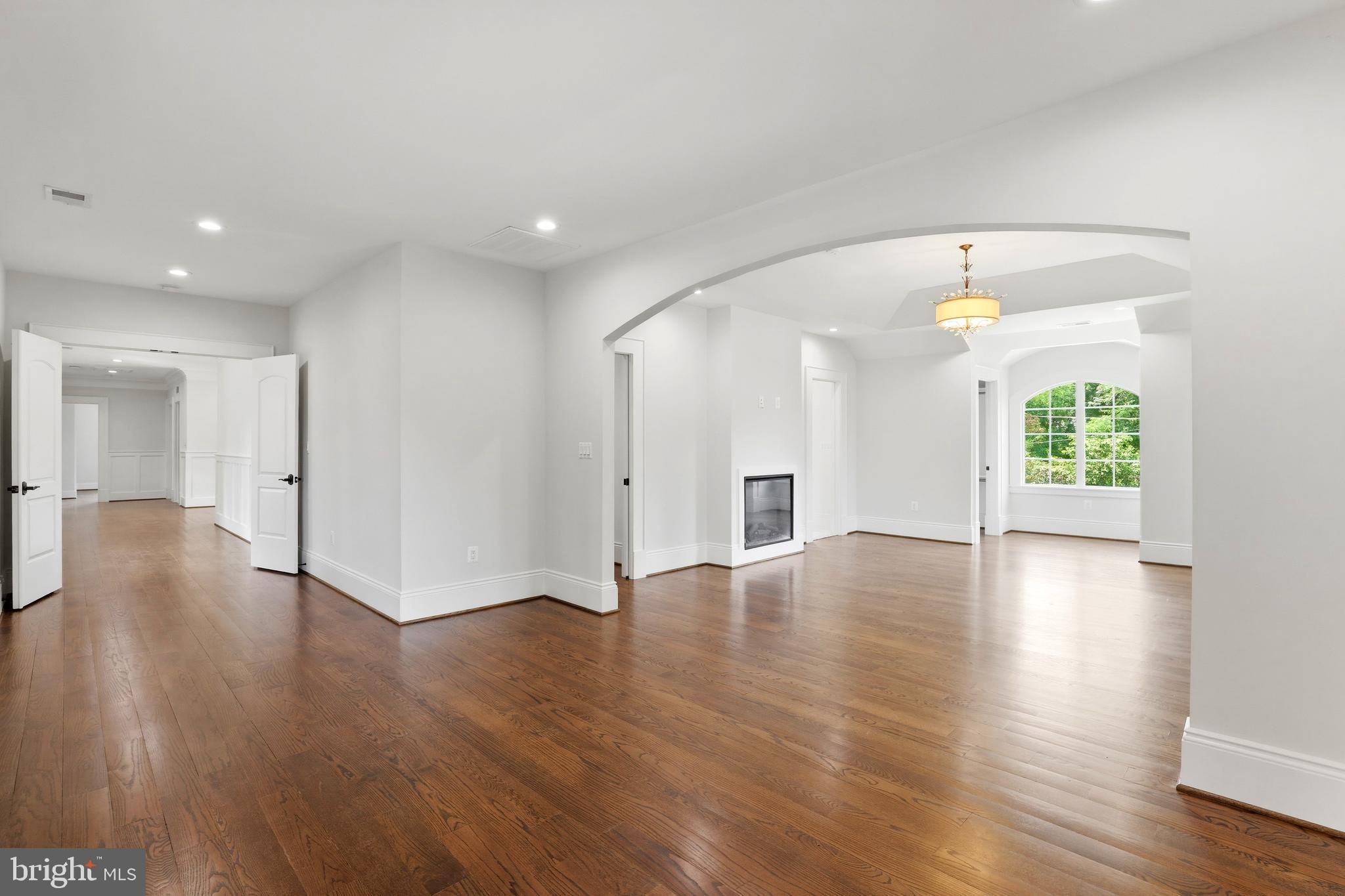 SANPINE SPRINGS - Residential