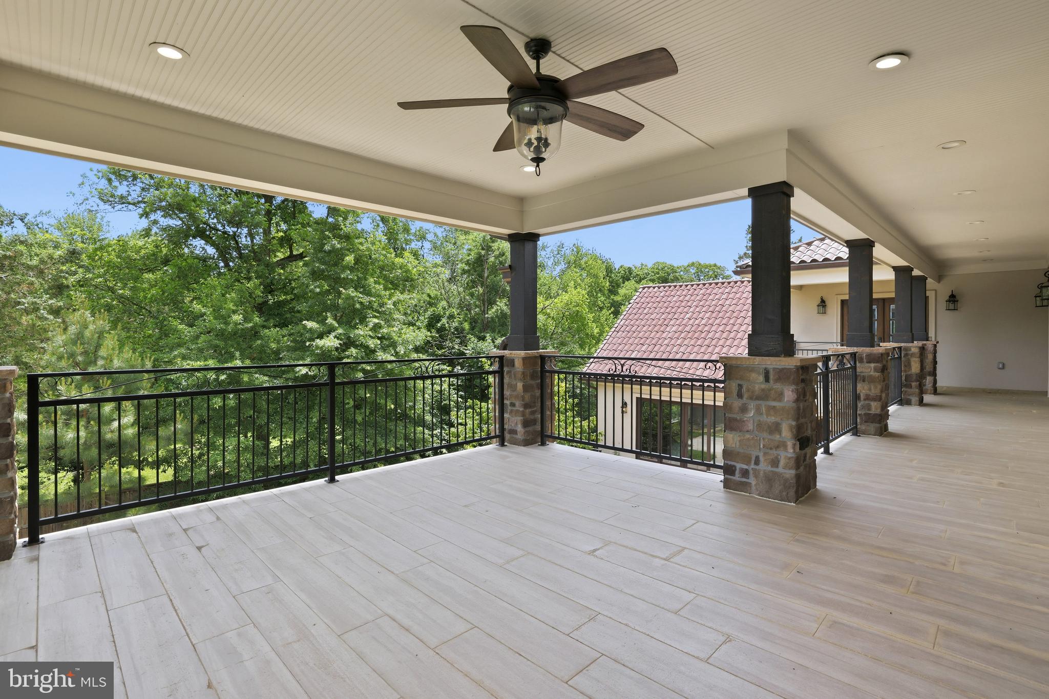 SANPINE SPRINGS - Residential