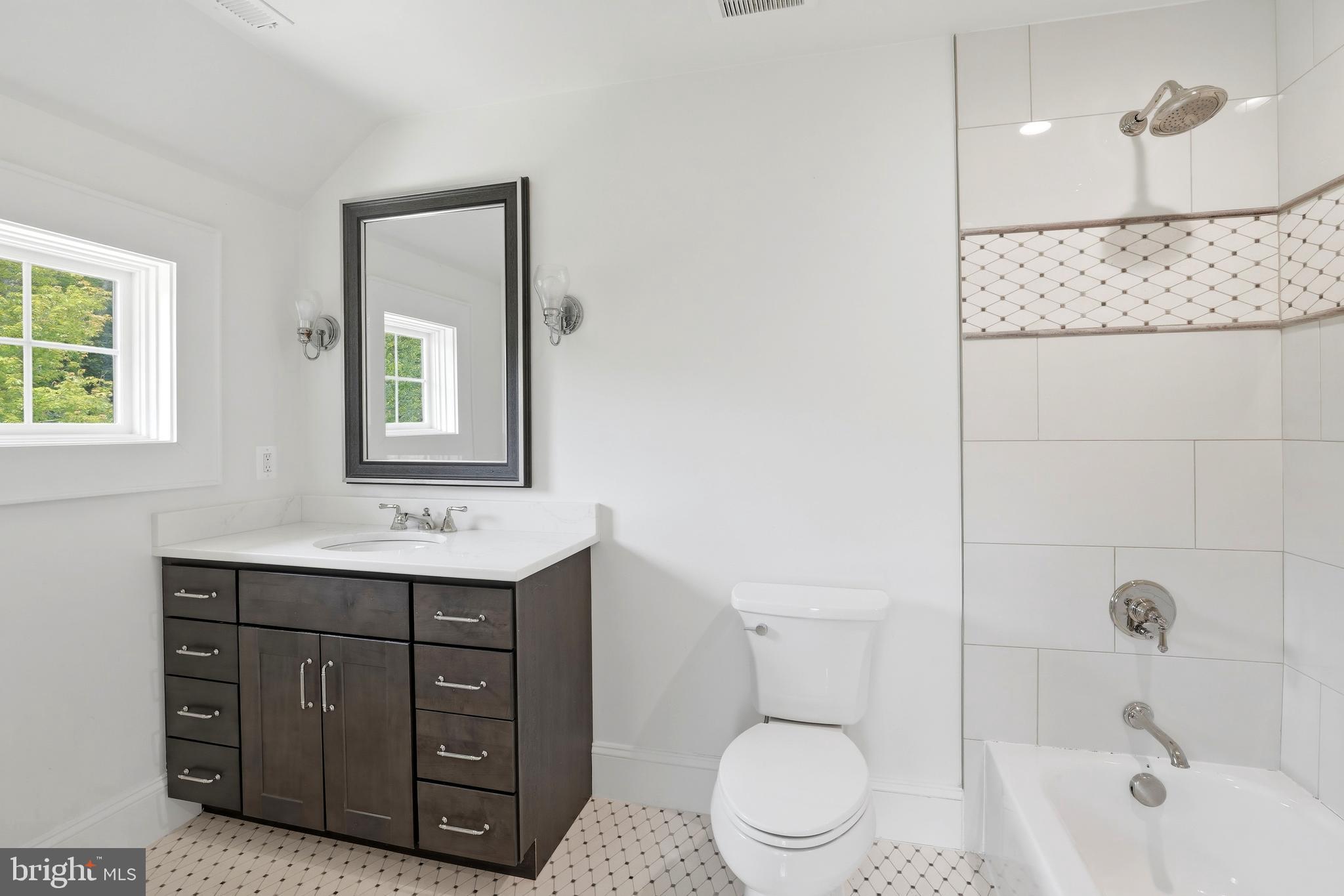 SANPINE SPRINGS - Residential