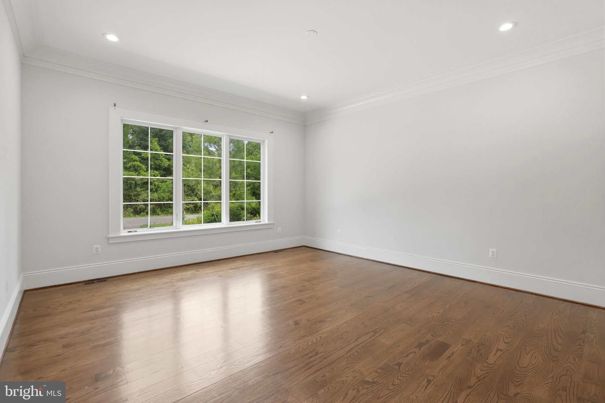 SANPINE SPRINGS - Residential