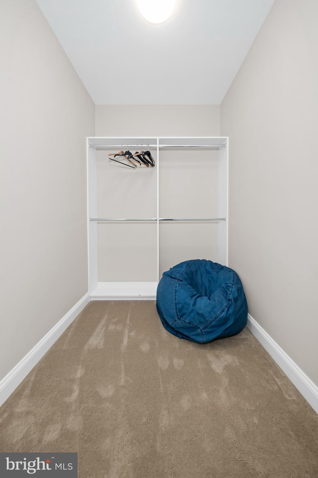 CROOKED BILLET - Residential