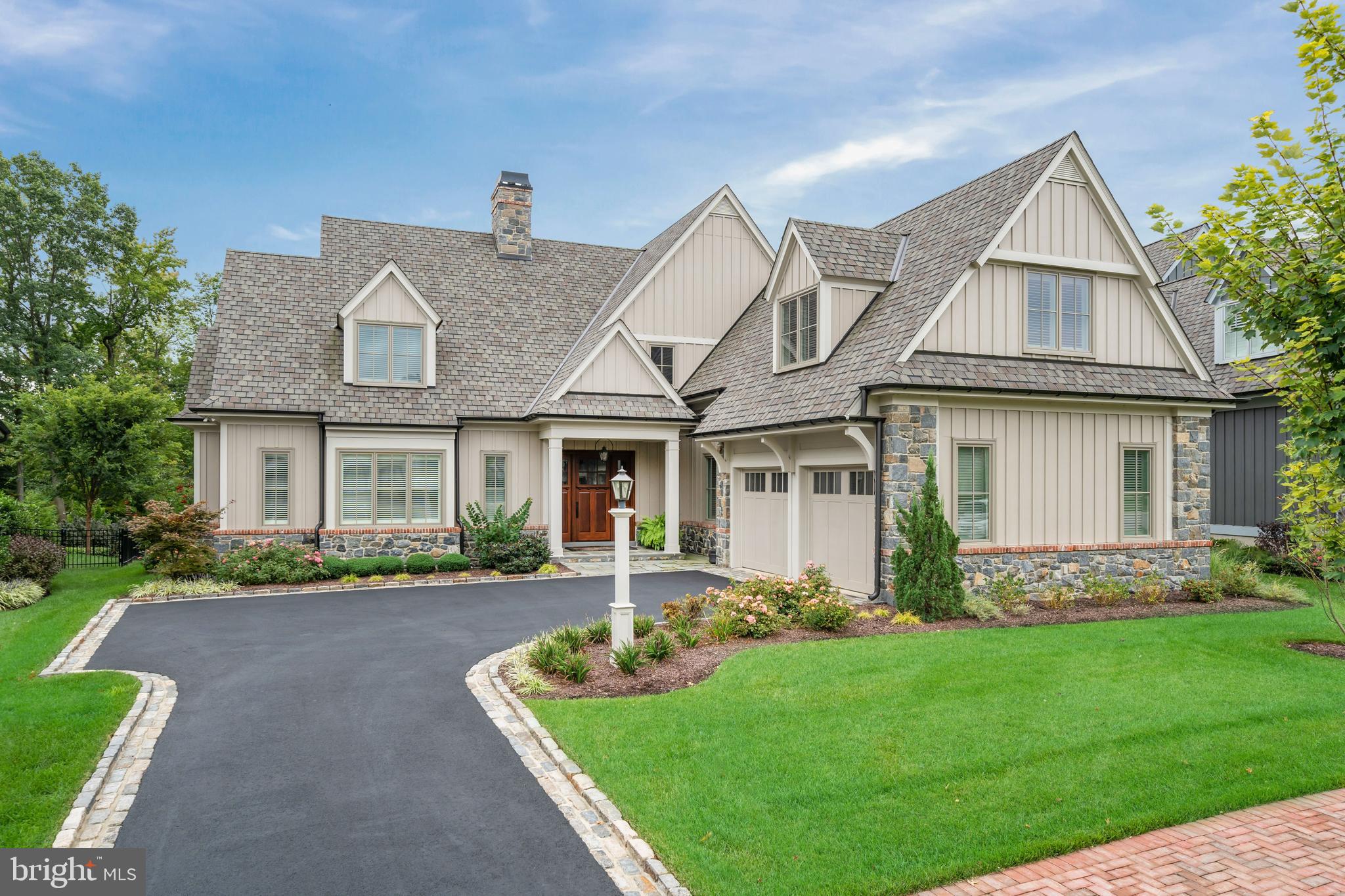 CROOKED BILLET - Residential