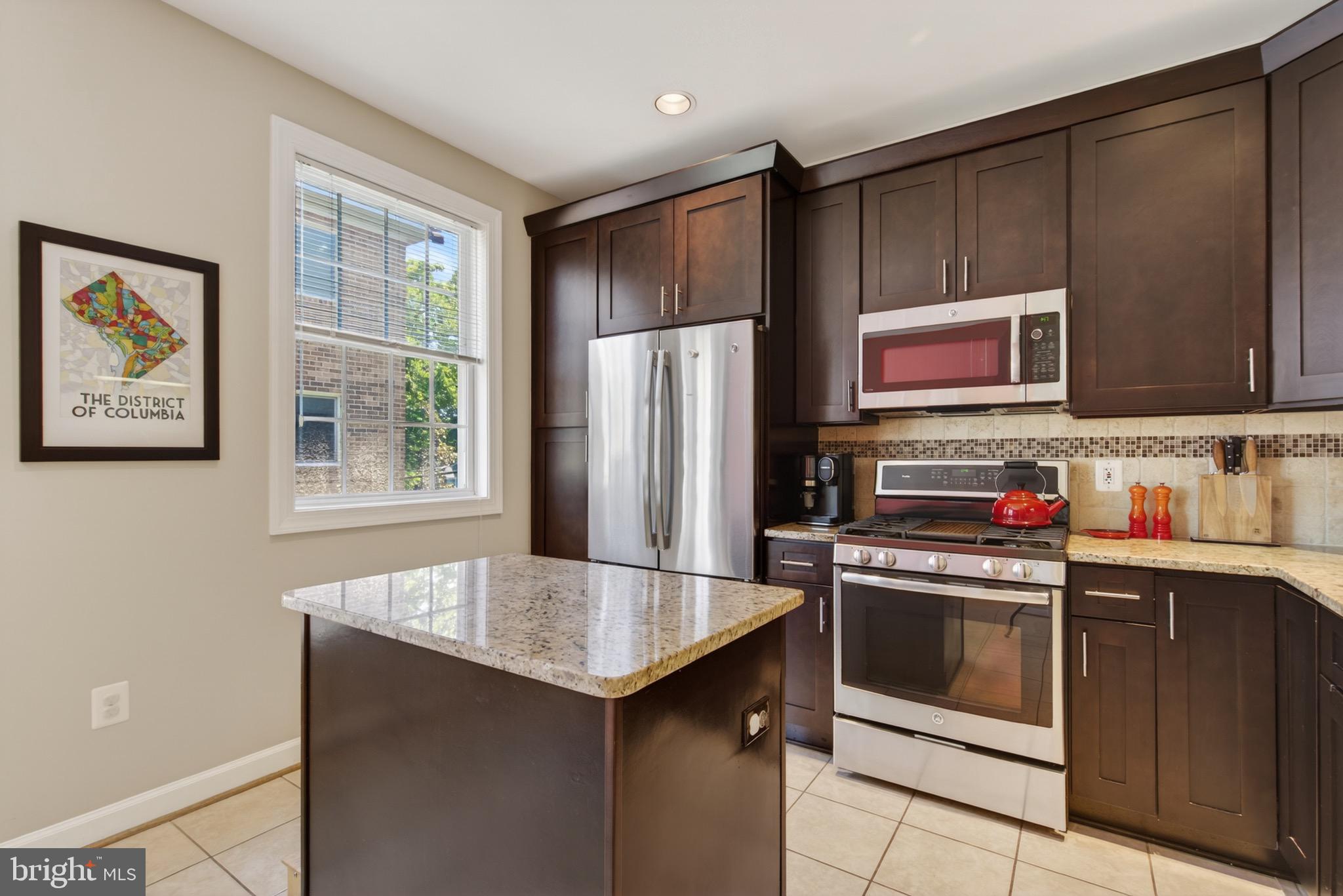 BALLSTON CREST - Residential
