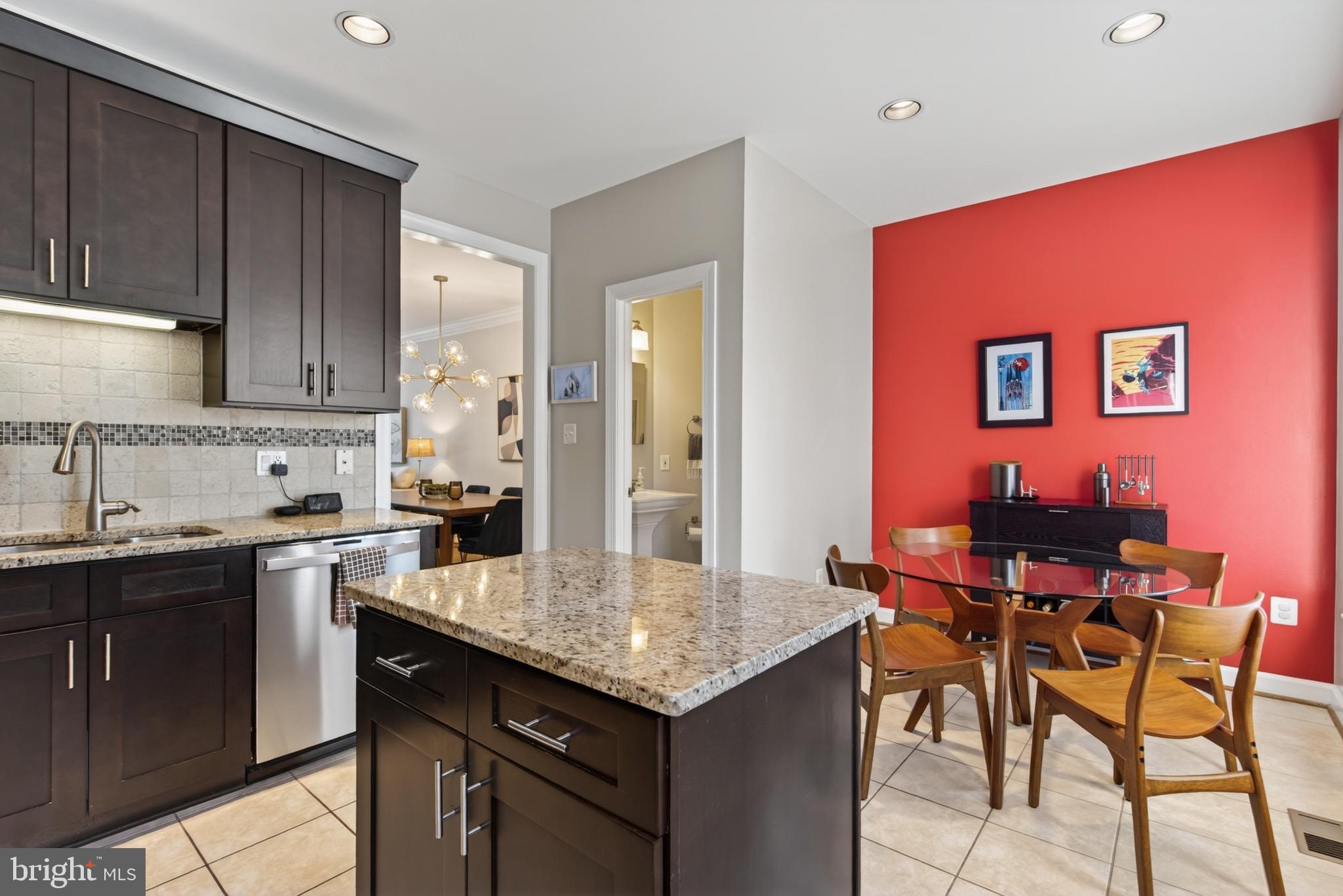 BALLSTON CREST - Residential