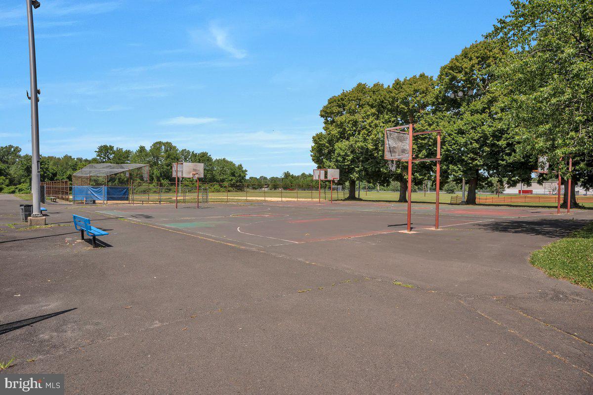 PARKWOOD - Residential