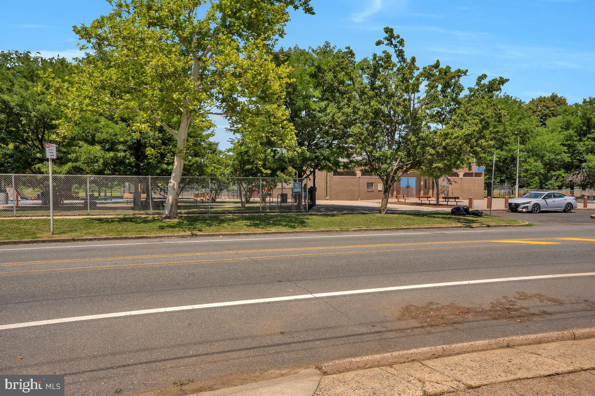 PARKWOOD - Residential