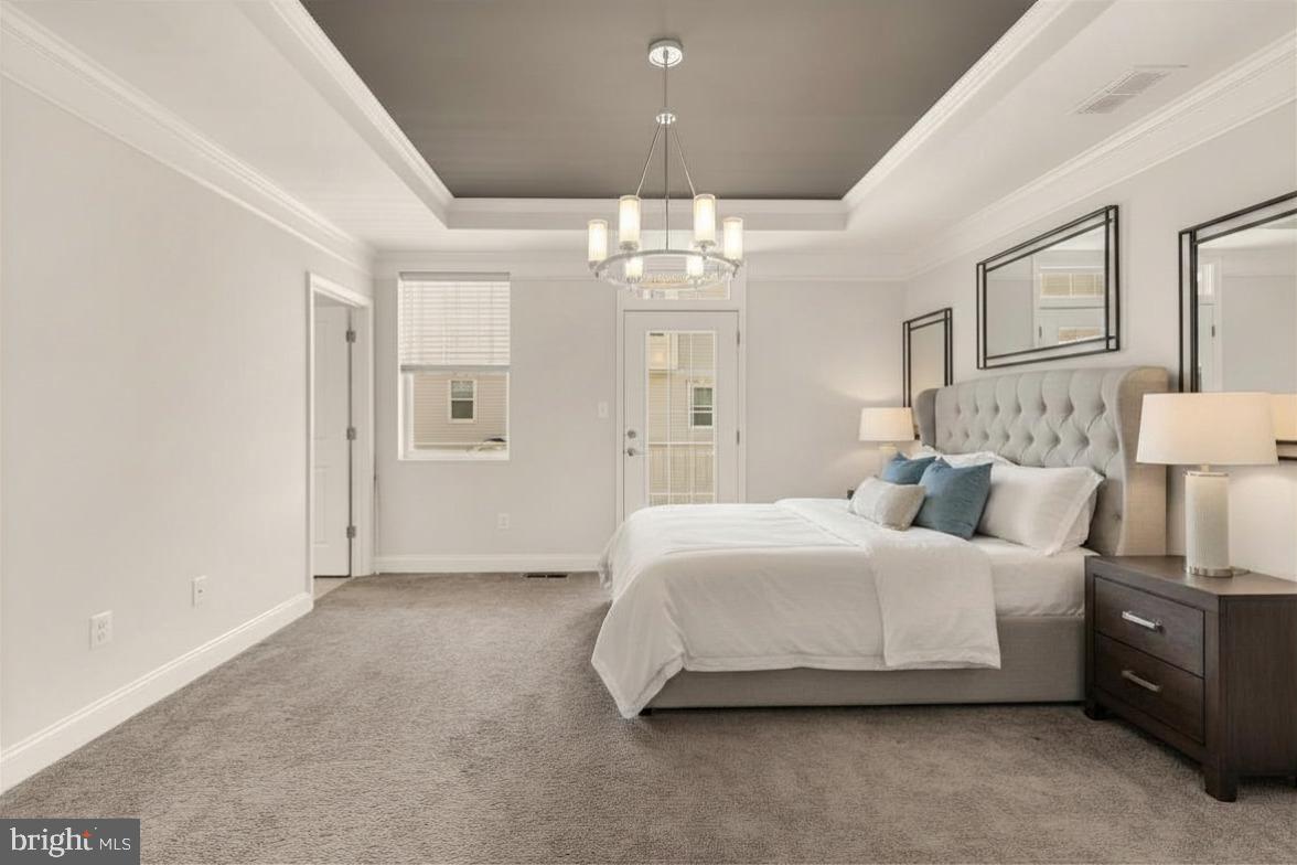 OXFORD SQUARE - Residential