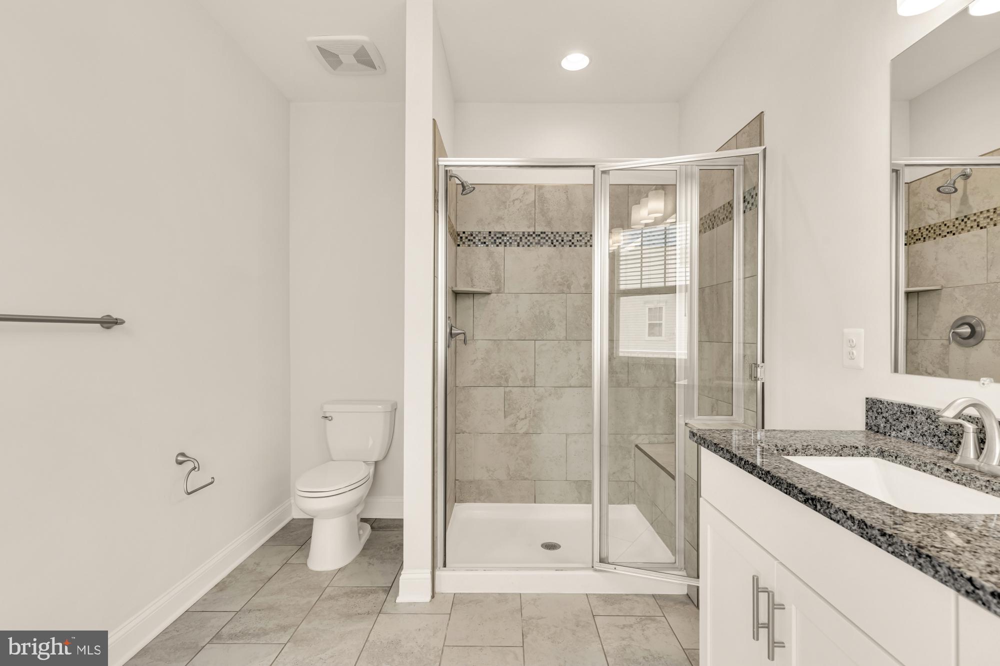 OXFORD SQUARE - Residential