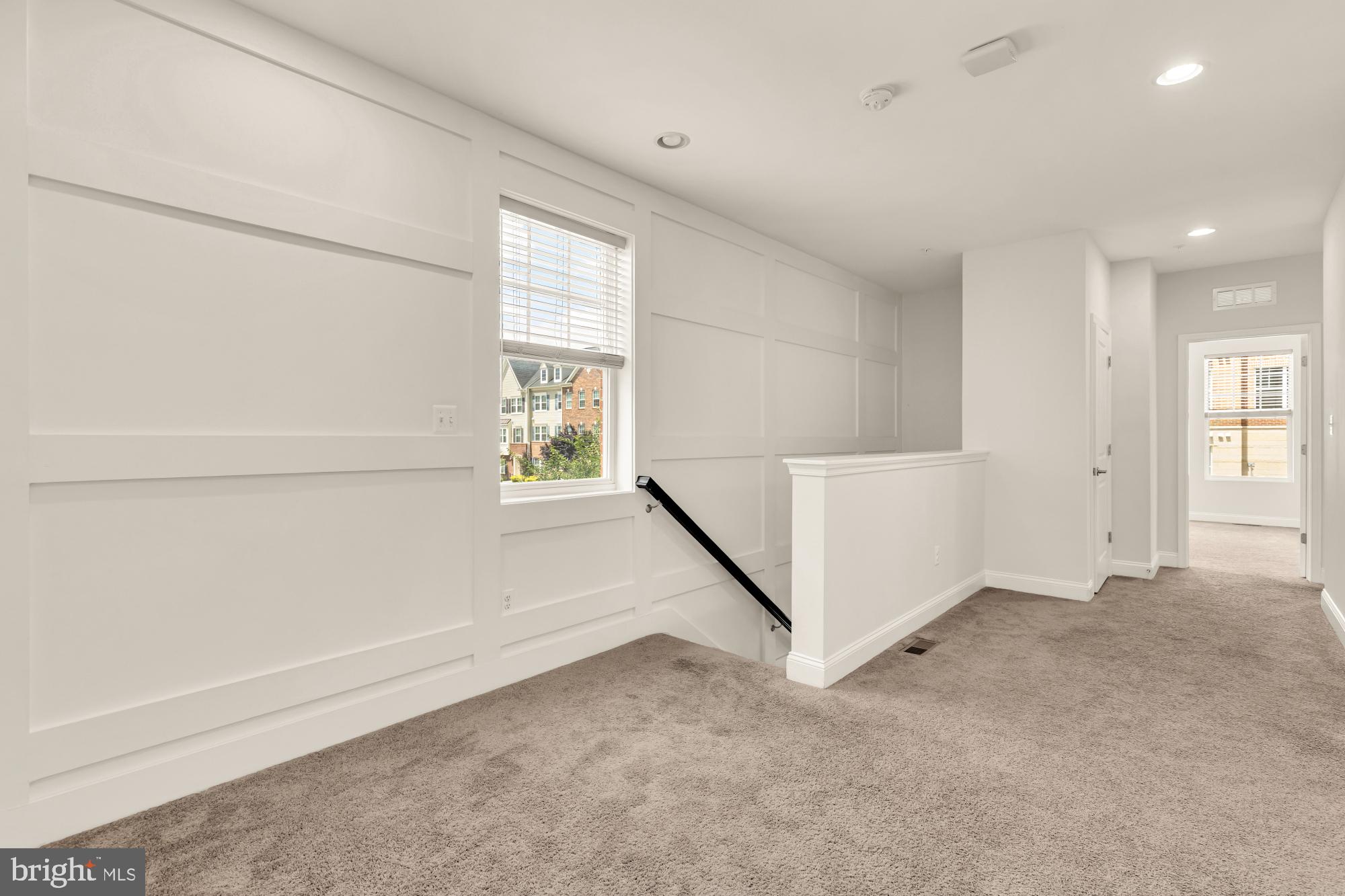 OXFORD SQUARE - Residential